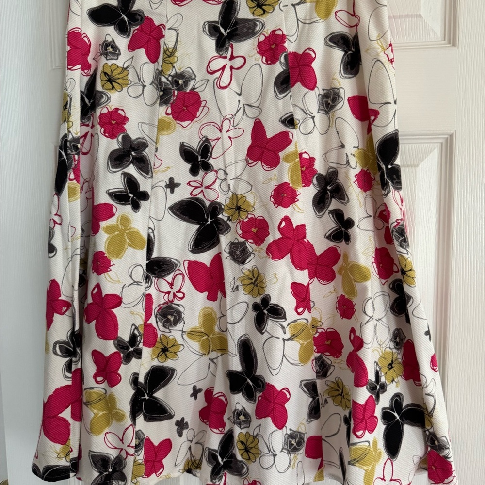 Floral A-Line Skirt with Pink and Black Accents. Size 12